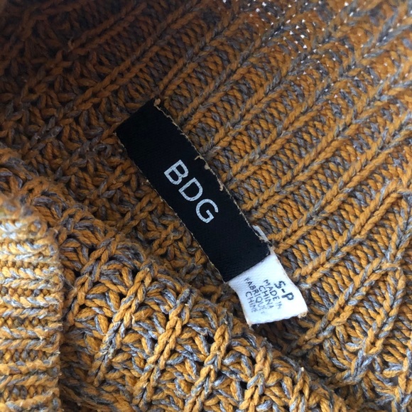 BDG Mustard Oversized Mockneck Sweater - Picture 2 of 2